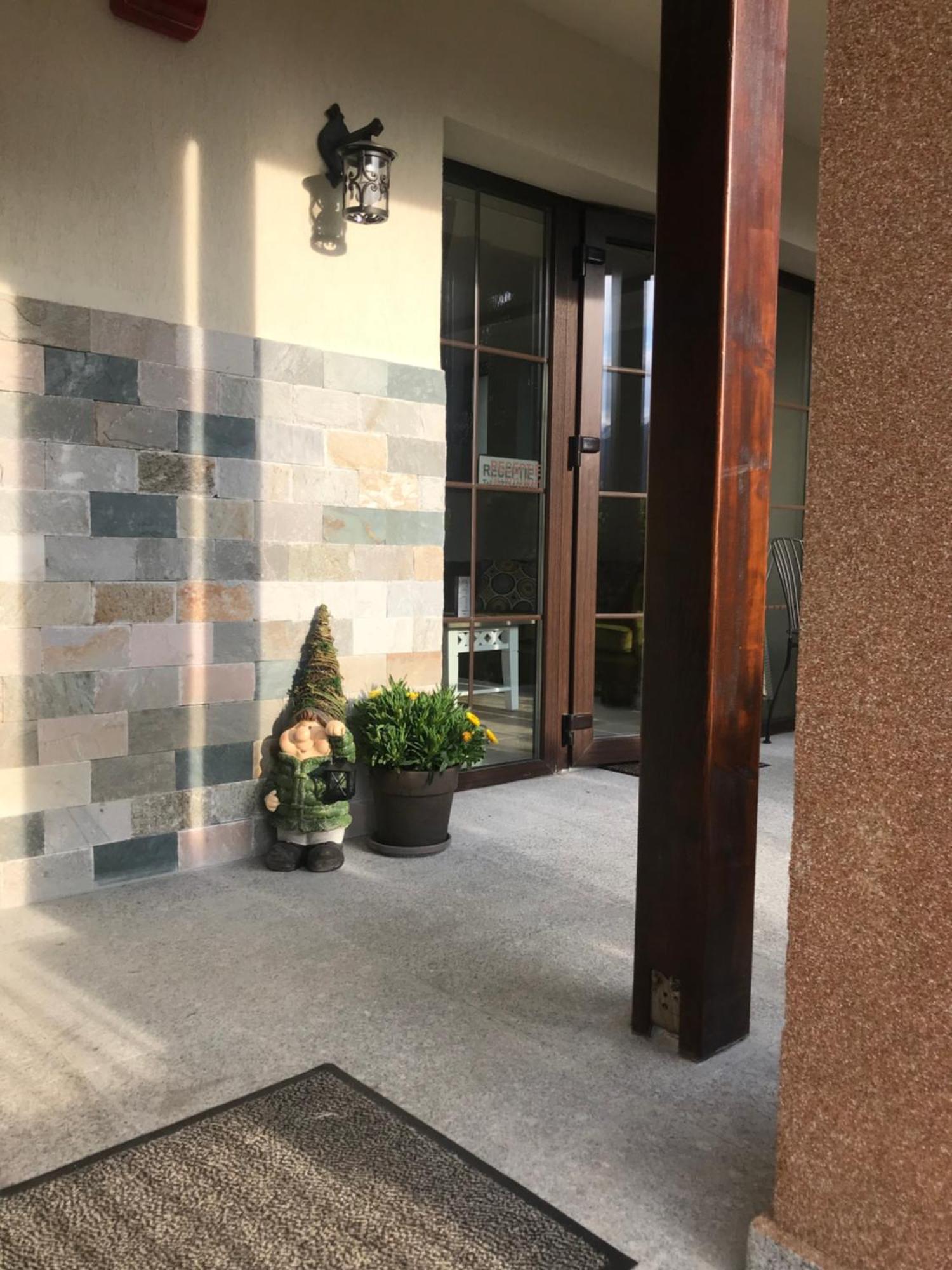 Uphill Residence Сіная Екстер'єр фото