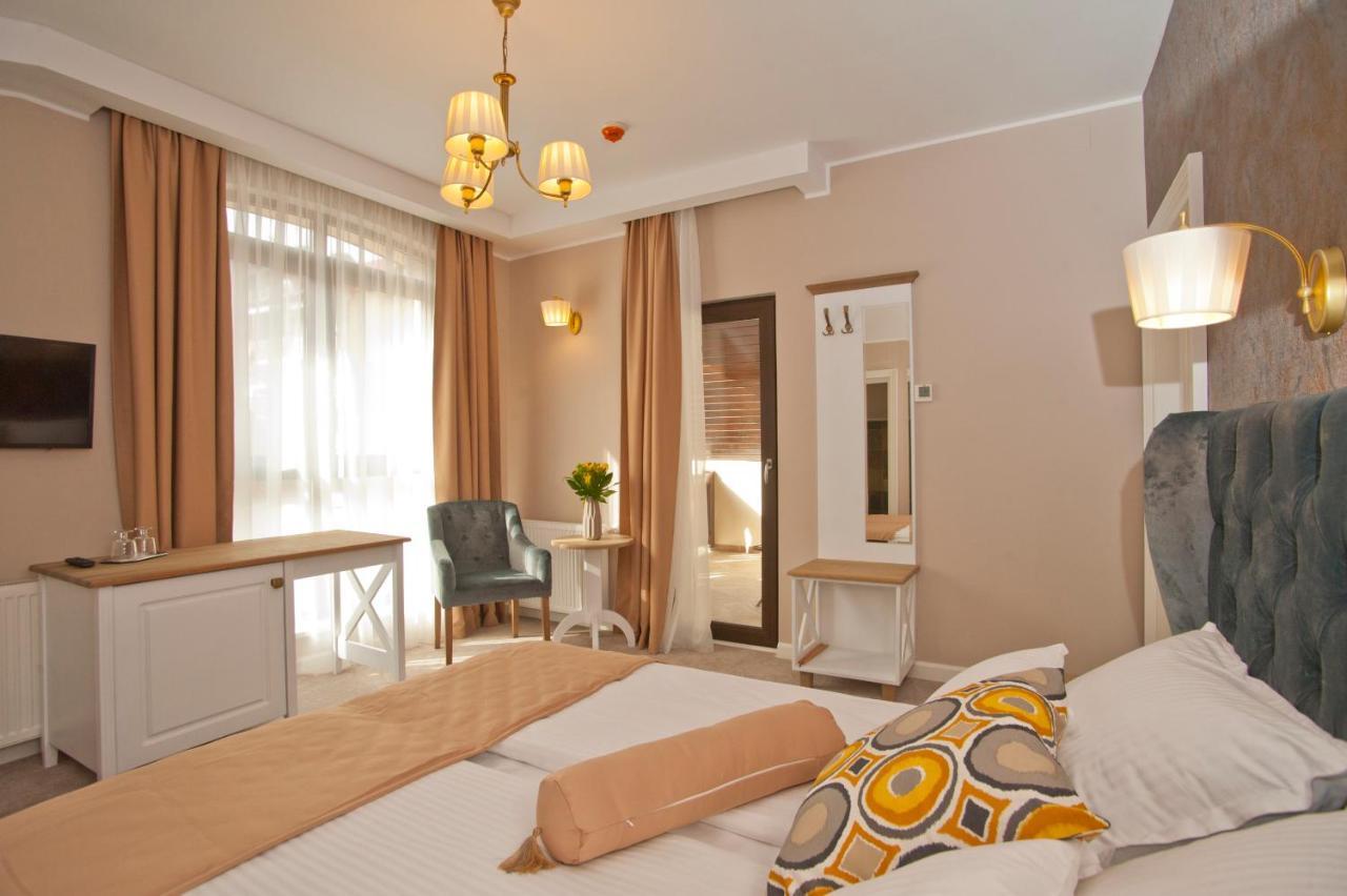 Uphill Residence Сіная Екстер'єр фото