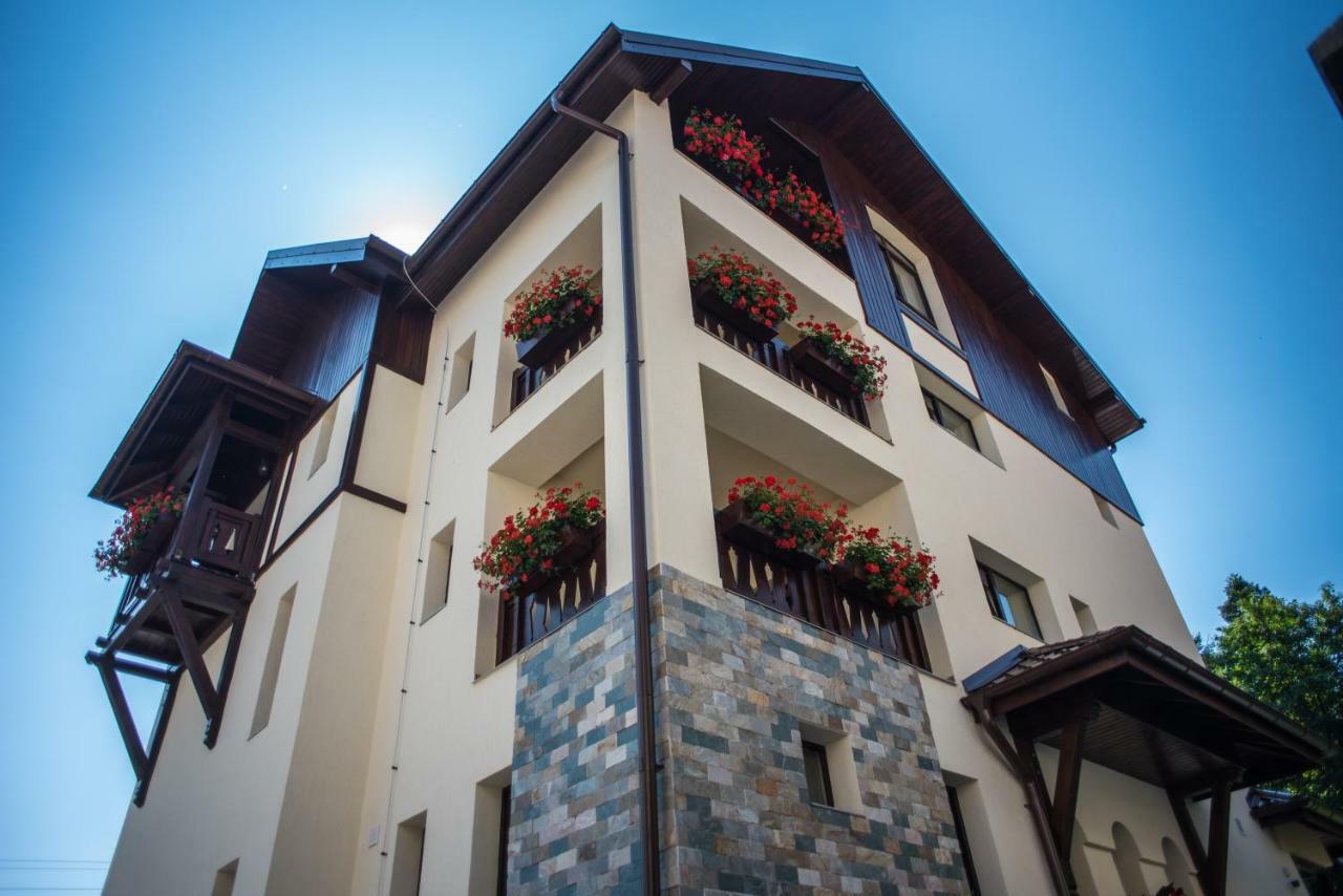 Uphill Residence Сіная Екстер'єр фото